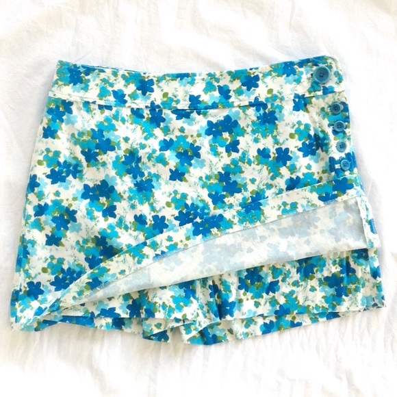 Ann Taylor Blue Floral Skort, Sz 6 Petite NWOT - Picture 2 of 7